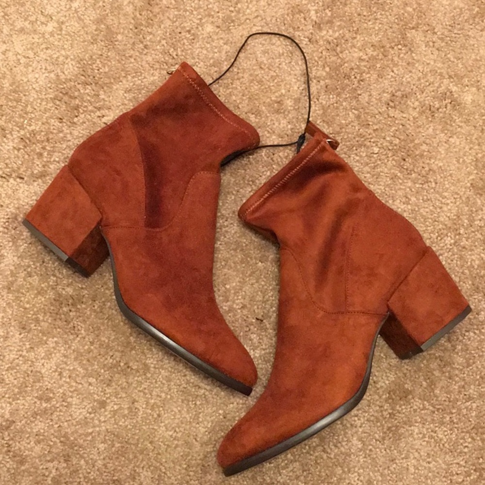 H&M brown suede never been worn ankle boots.
